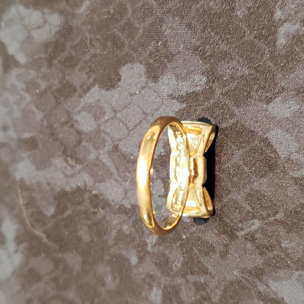 Ring - Picture 5 of 5